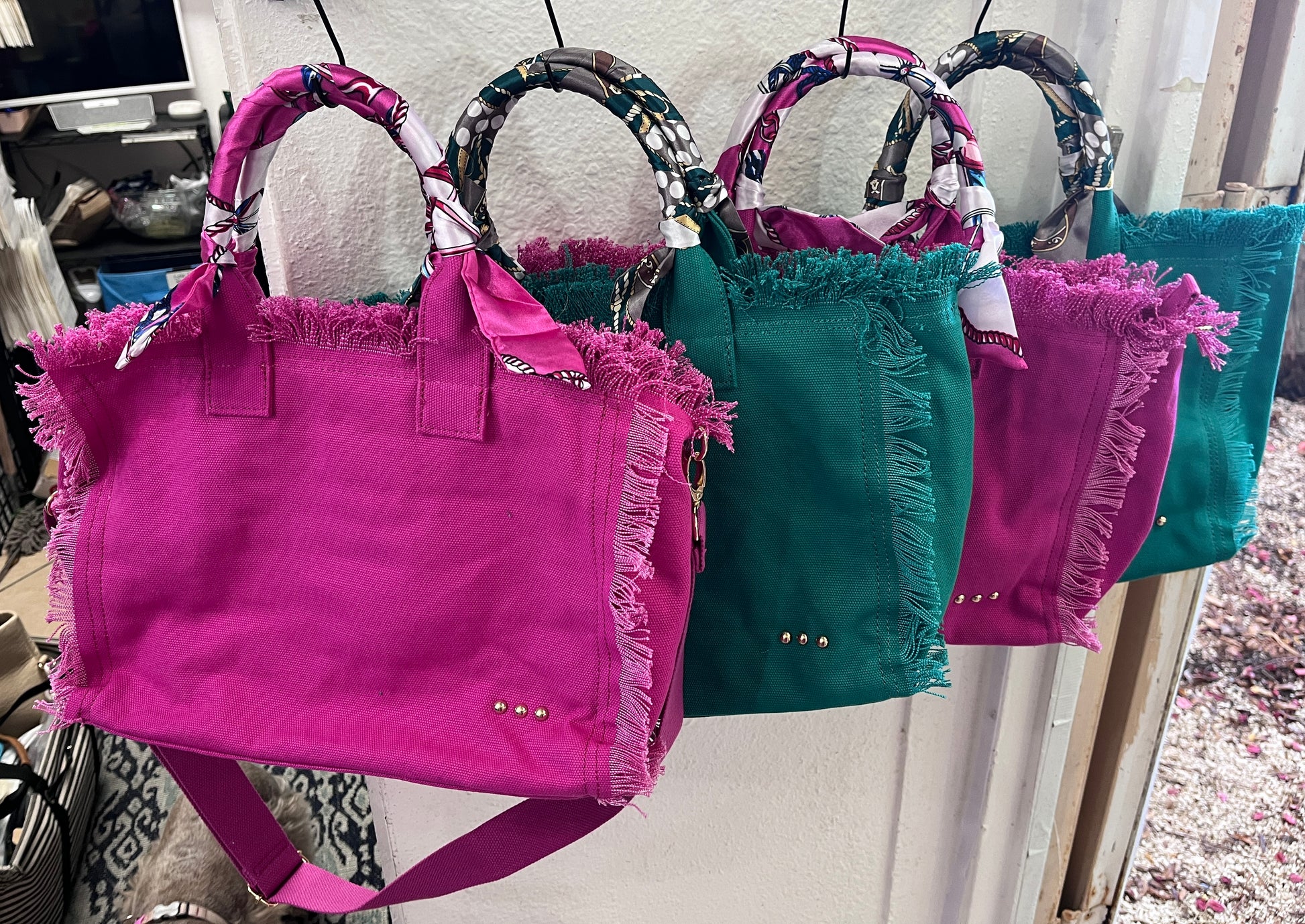 Beau Handbag - coral & reef