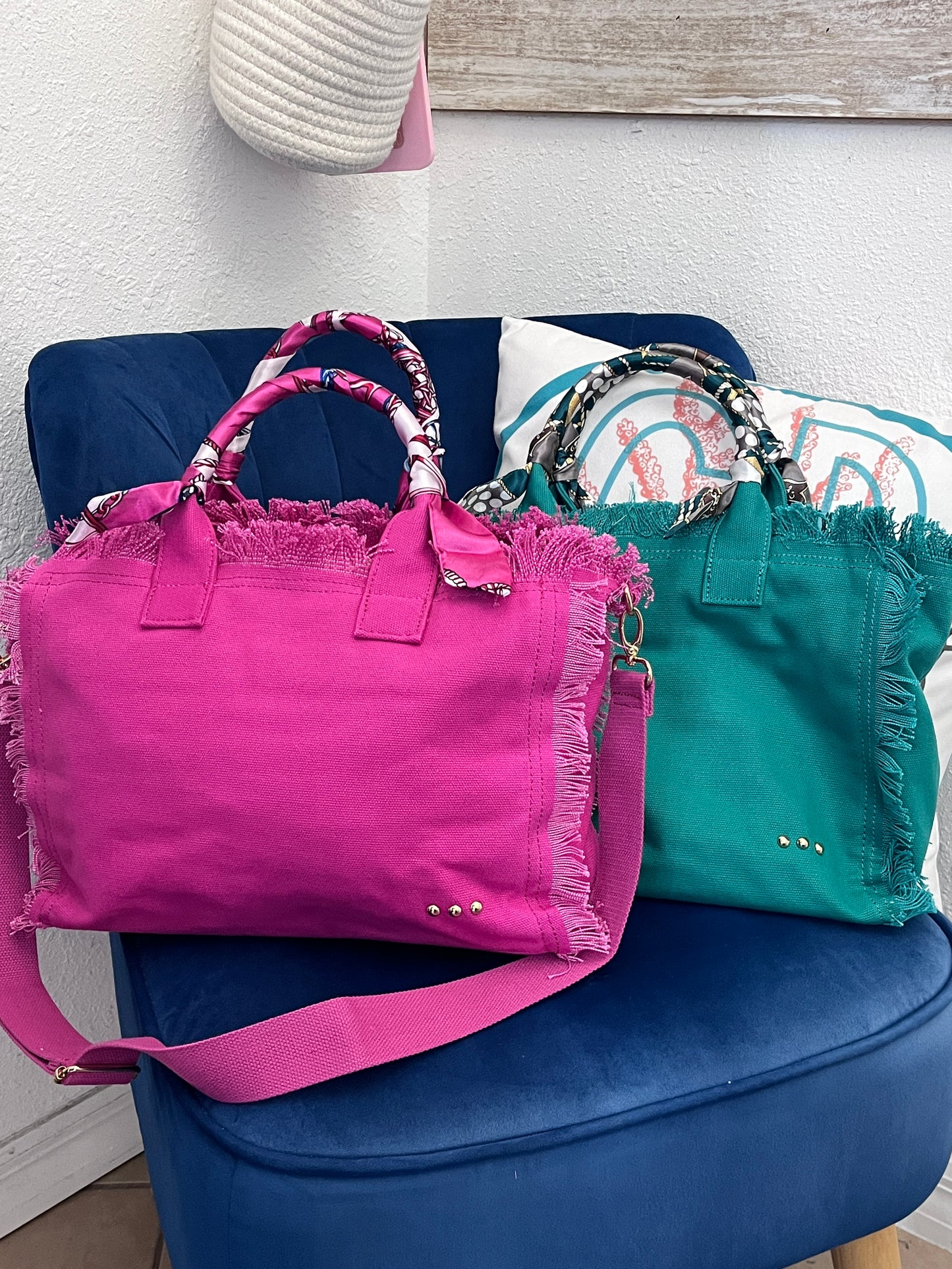 Beau Handbag - coral & reef