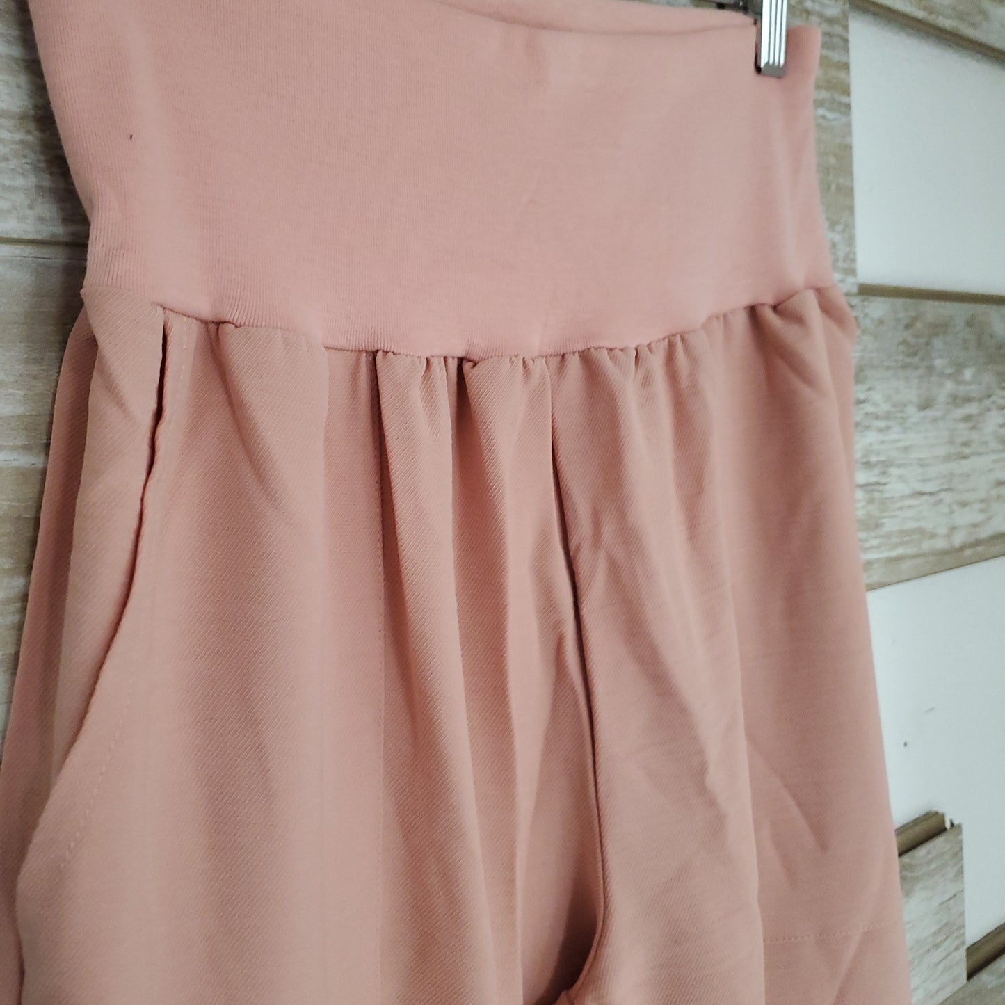 Yoga joggers coral & reef .