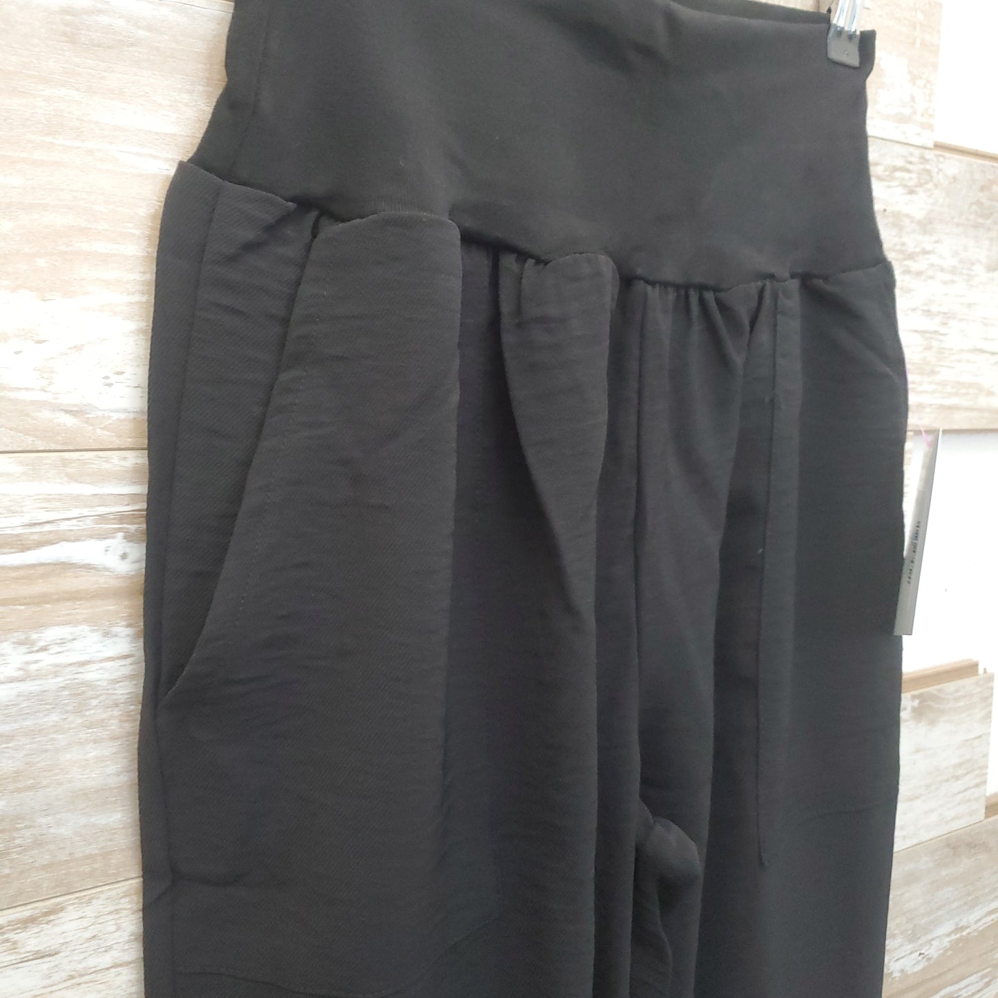 Yoga joggers coral & reef .