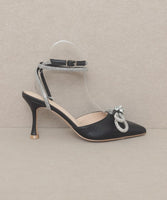 Oasis Society Chelsea - Bow Front Kitten Heel